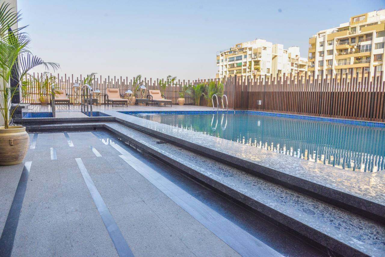 Efcee Sarovar Premiere Bhavnagar Exterior foto